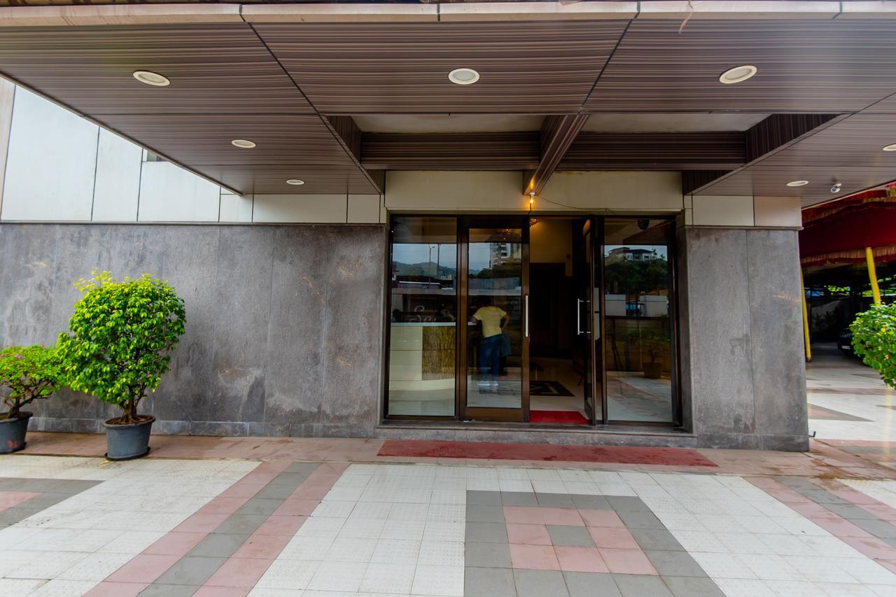 Oyo 9328 Empire Suite นาวีมุมไบ ภายนอก รูปภาพ