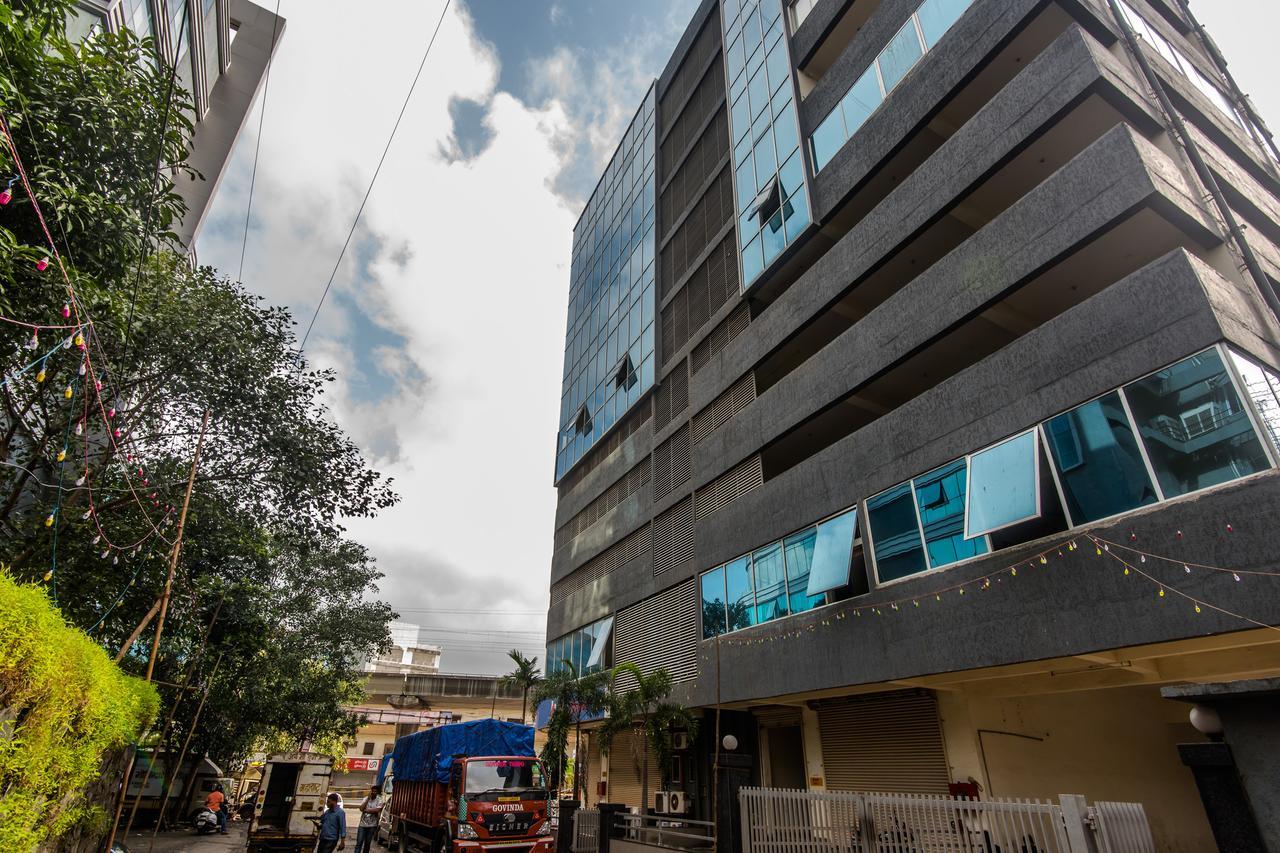 Oyo 9328 Empire Suite นาวีมุมไบ ภายนอก รูปภาพ